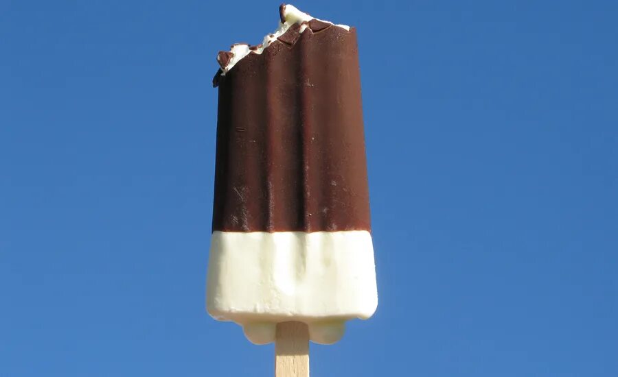 Bit chocolate ice. Эскимо для детей. Всемирный день эскимо в детском саду. Эскимо 5 букв. Эскимо 5 букв.