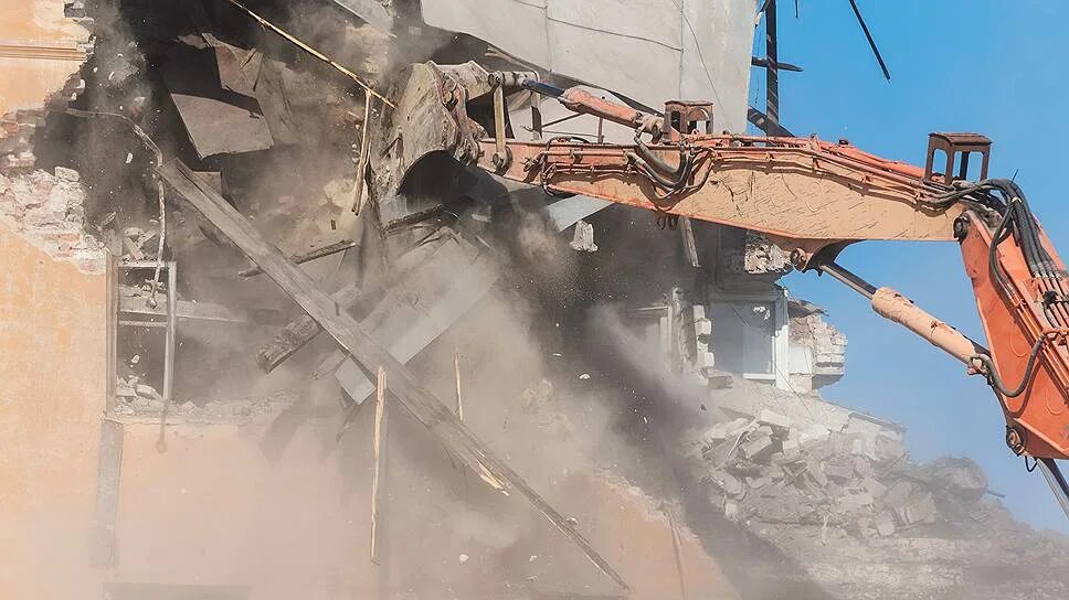 Незаконное строительство. Снос девятиэтажек в москве. Снос незаконной постройки рябиновая. Дом минстроя ссср на соколе. Минстрой снос.