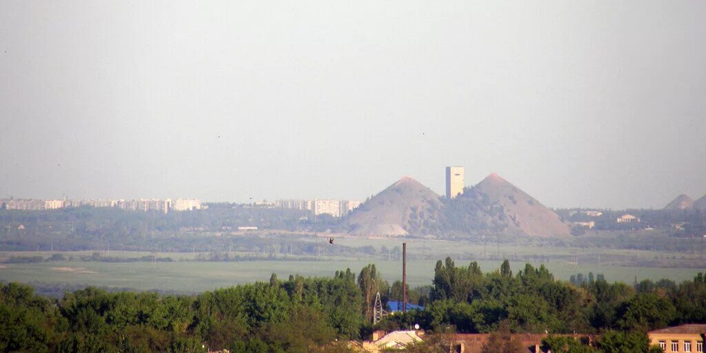 Константиновка башкортостан. Донецкая область марьинский район село константиновка. донецкая область марьинский район село константиновка донецкая. село константиновка марьинского района донецкой области. холмы в константиновке донецкой области.