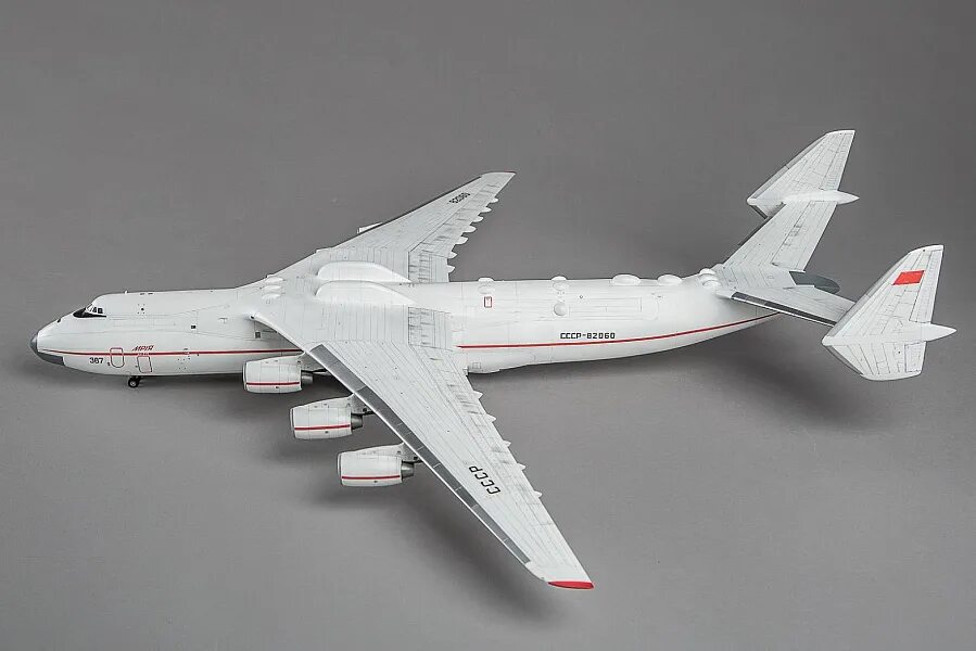 Ан 225 купить. Revell АН 225. АН-225 Мрия 1/144. Мрия 1/144. АН-225 Мрия модель.