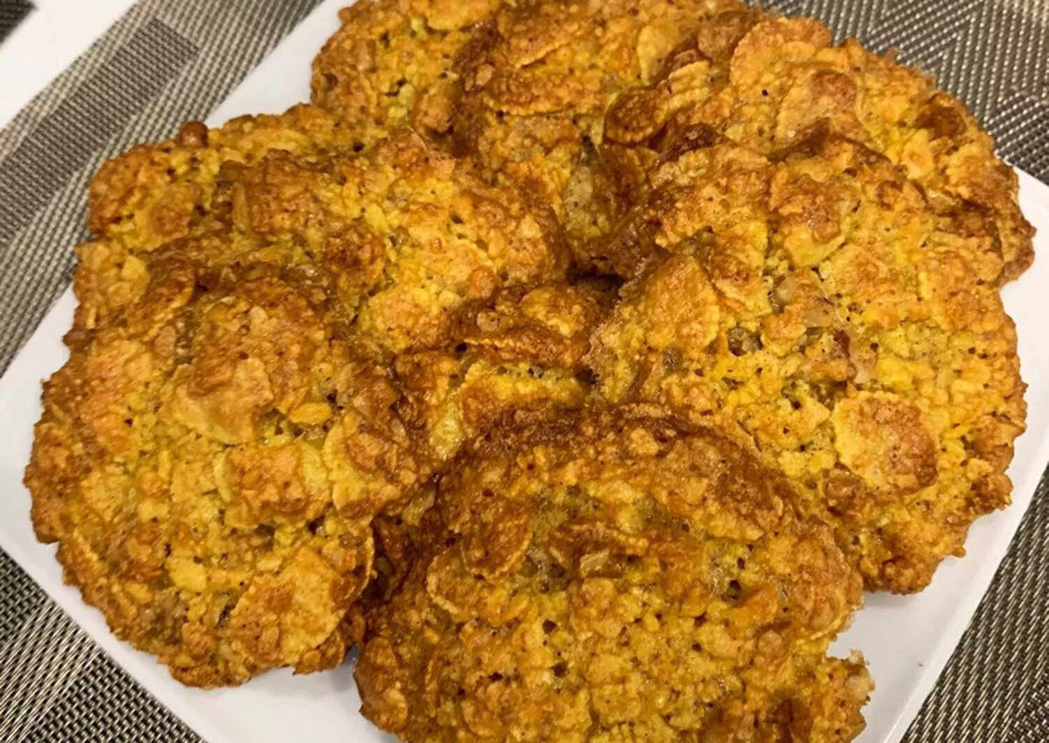 печенье из кукурузных хлопьев. что приготовить из кукурузных хлопьев. десерт из кукурузных хлопьев. десерт из кукурузных хлопьев. печенье из кукурузных хлопьев.