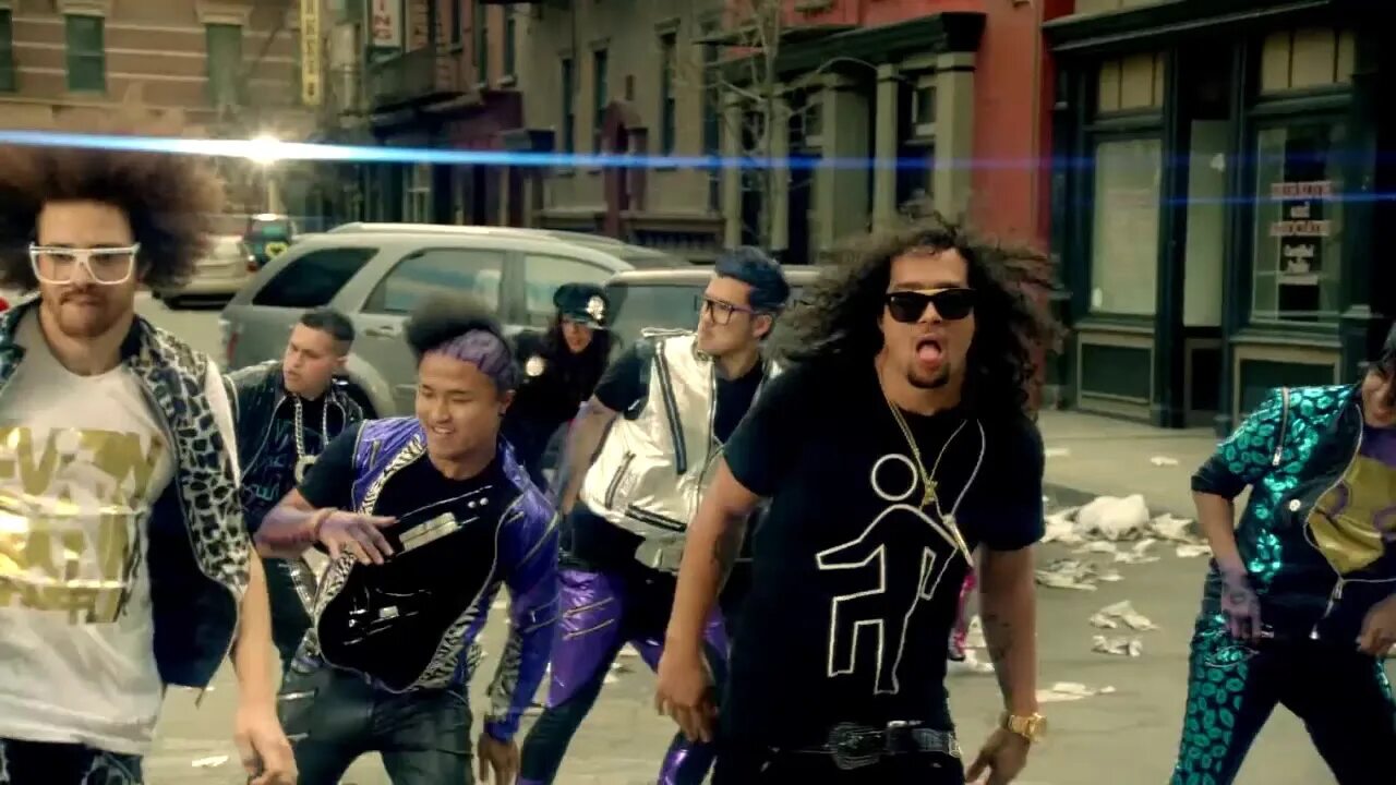 Im shuffle. Сходка фанатов. LMFAO everyday i'm shuffling. LMFAO Party Rock Anthem. Shuffling Party Rock Anthem.