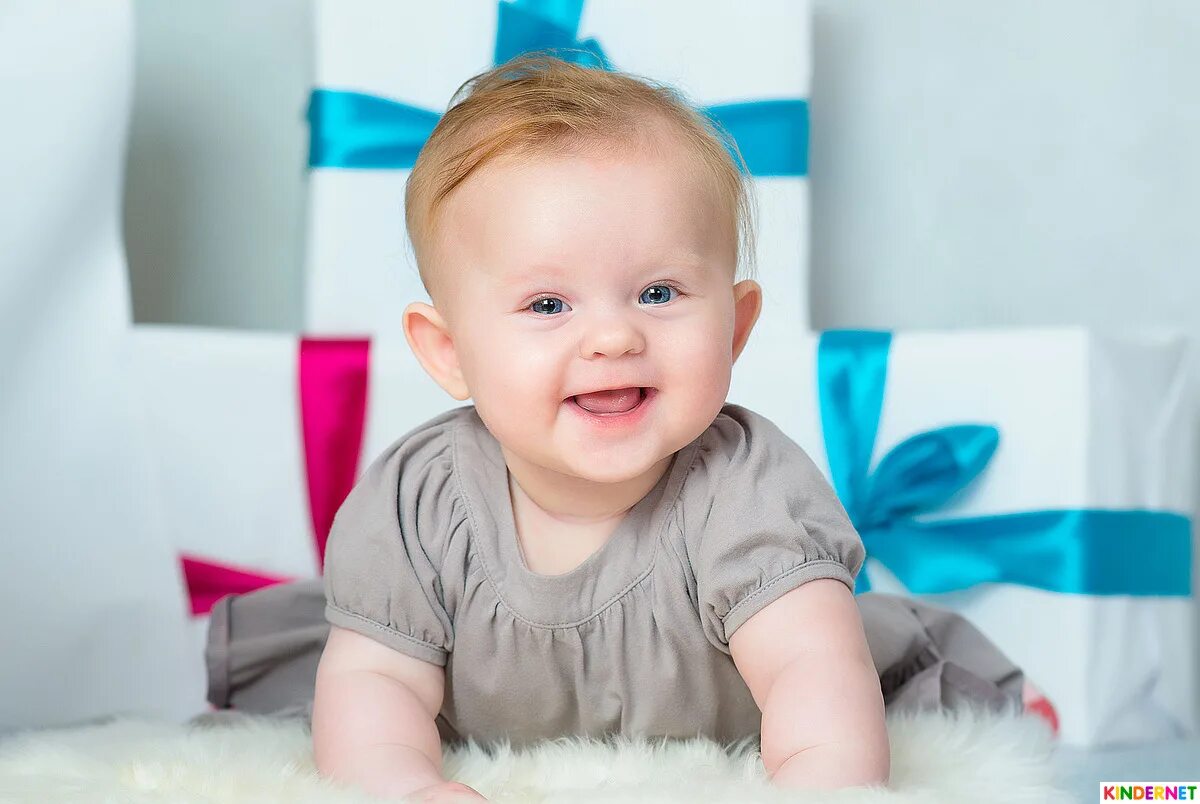 конни-роуз сиборн. маленькие двухлетние девочки. годовалый ребенок. ребенок 2 года. анна павага гимнастика.