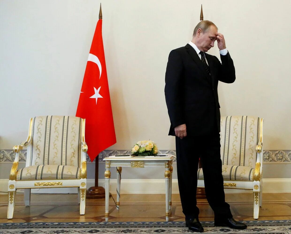 Рост эрдогана президента. Файез сарадж. Рост эрдогана. Рост эрдогана. Эрдоган 1992.