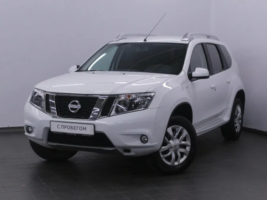 Купить ниссан террано 2018. Nissan Terrano 2018. Ниссан Террано 2018 белый. Nissan Terrano III 2018. Ниссан Террано 2018 1,6л.