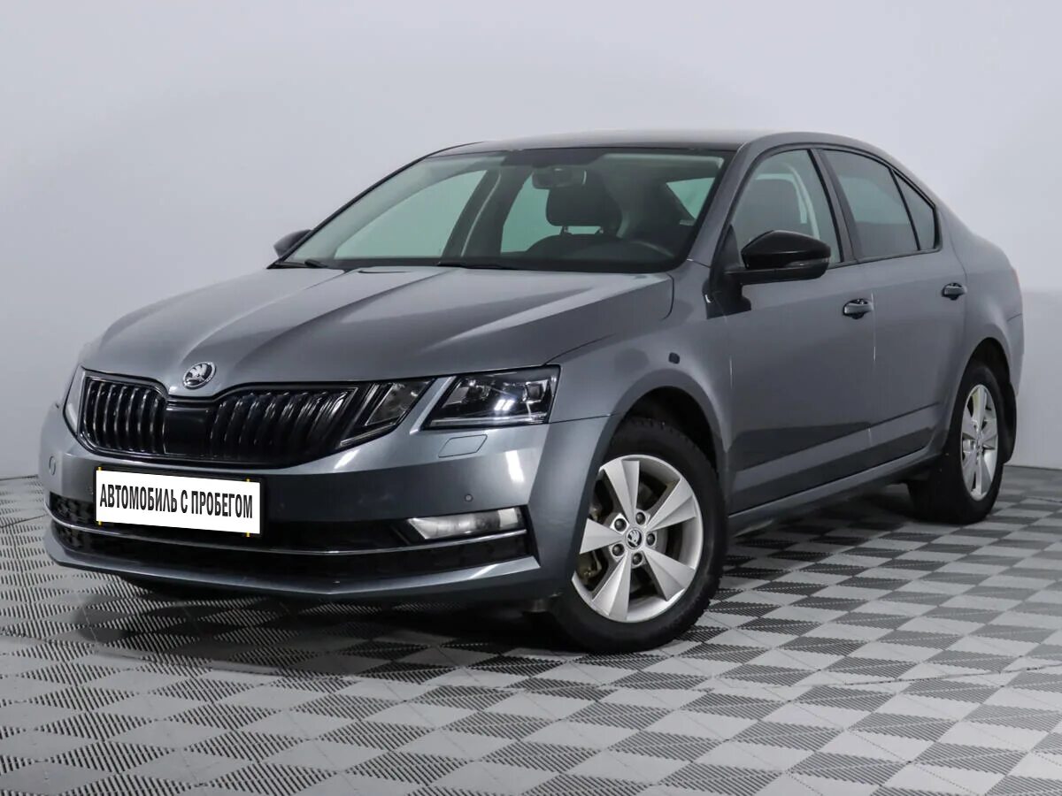 Skoda Octavia 2018 серая. Skoda Octavia 2018 коричневая. Купить октавию 2018