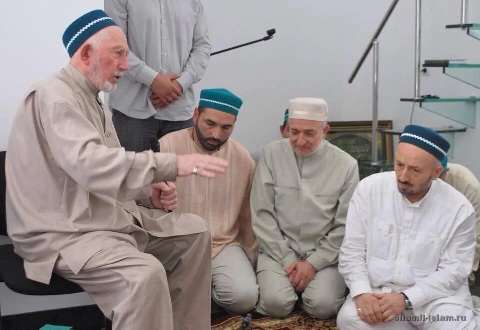 суфизм ахмад хаджи. суфийская тюбетейка дагестана. ахмад ибн абдуррахман аль каиды. имамы суфизма.