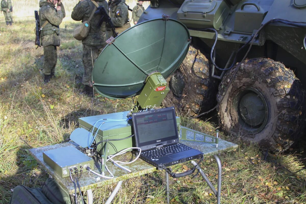 Уголковые отражатели РЭБ. Военный Связист. Военная связь. Войска связи.