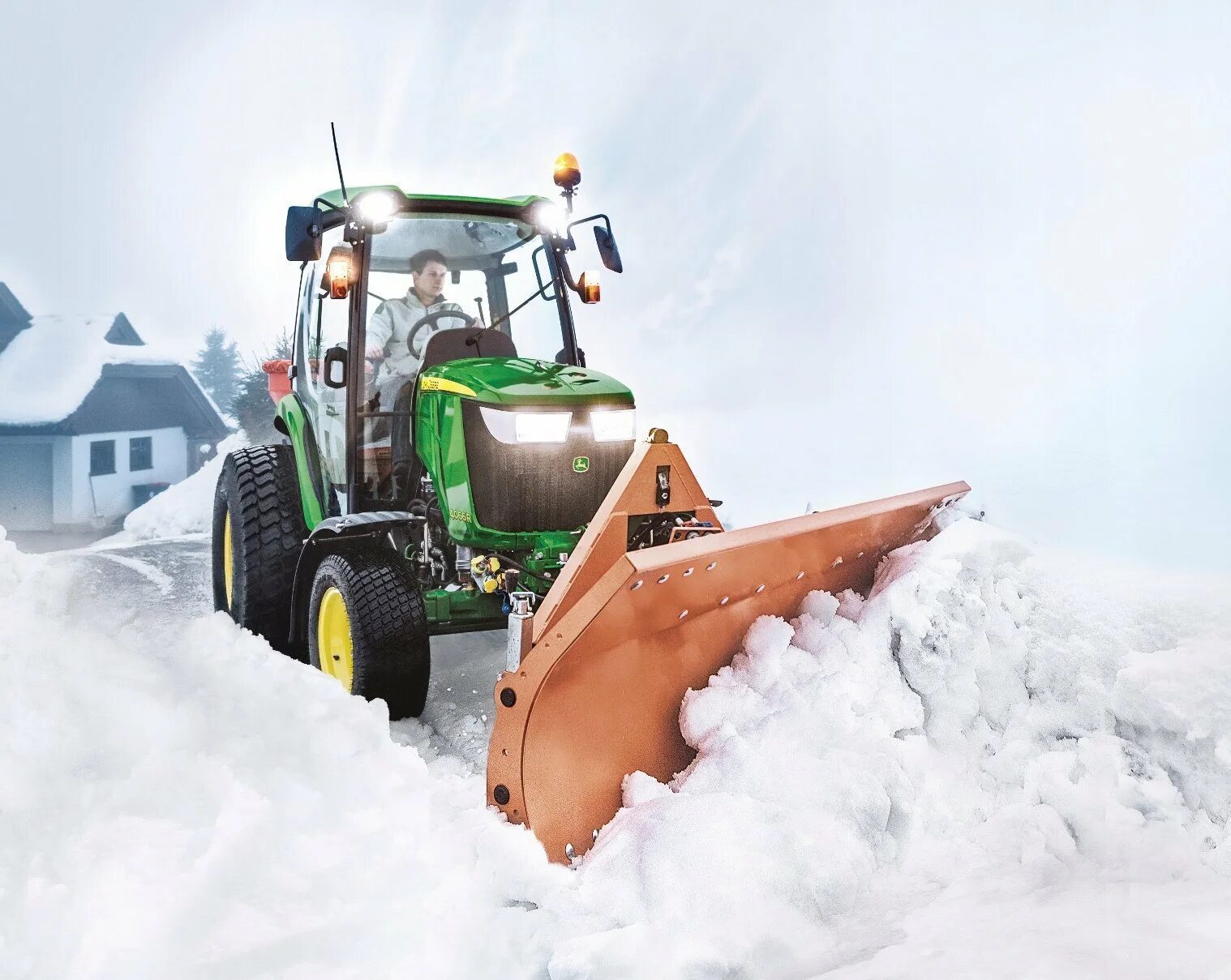 Трактор Джон Дир для уборки снега. John Deere с отвалом. Трактор John Deer с атвалом. Джон Дир трактор снегоуборщик. Аренда трактора снег