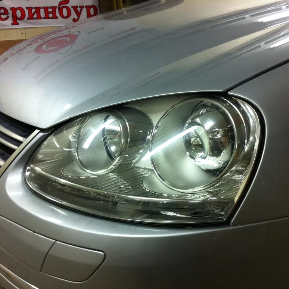 Led линзы Jetta mk5. Линзы в Фольксваген Джетта 5. Линзы для фар Фольксваген Джетта 2003 года. VW Jetta 5 фары с линзами черные. Линзы volkswagen