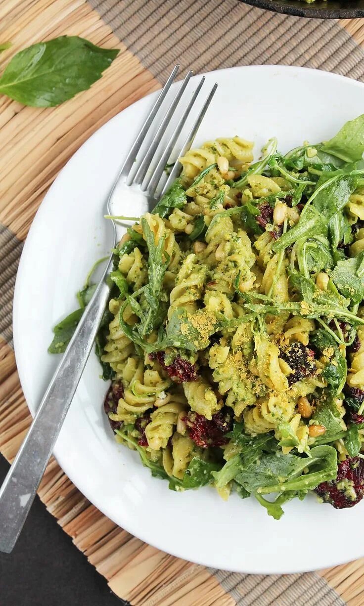 Веган паста. Песто веган. Паста для веганов. Pesto Vegetarian pasta.