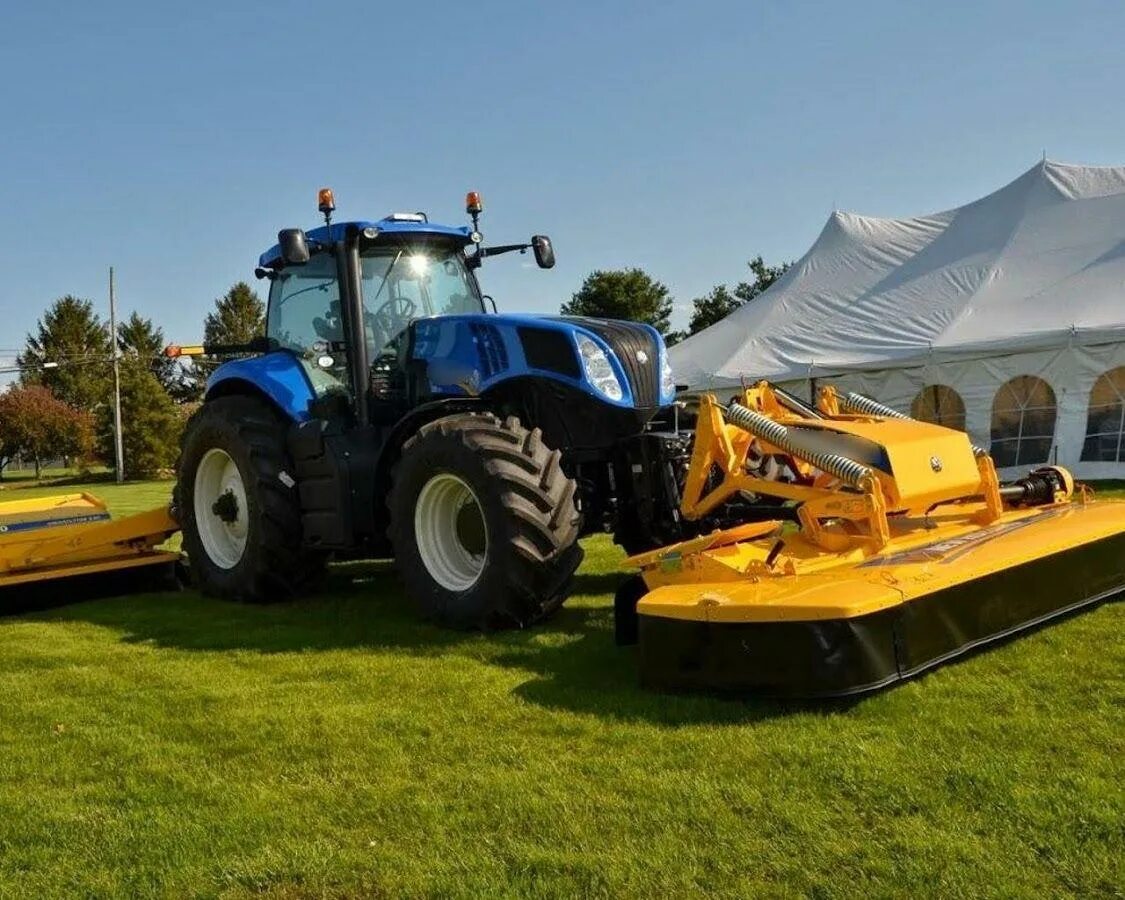 Трактор New Holland. Трактор Нью Холланд т7060. New Holland t10. Трактор нев Холланд. Холанд трактор