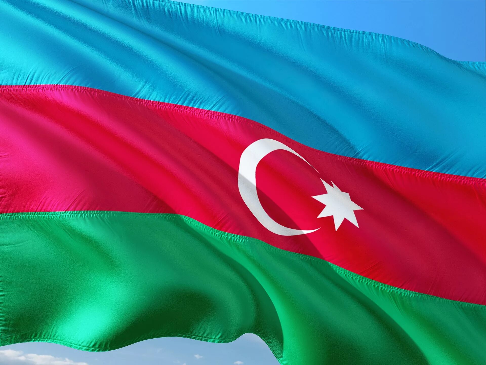 Азербайджан азер. Флаг Азербайджана. Азербайджан Bayragi. Флаг Баку Азербайджан. Флаг Азейбарджана.