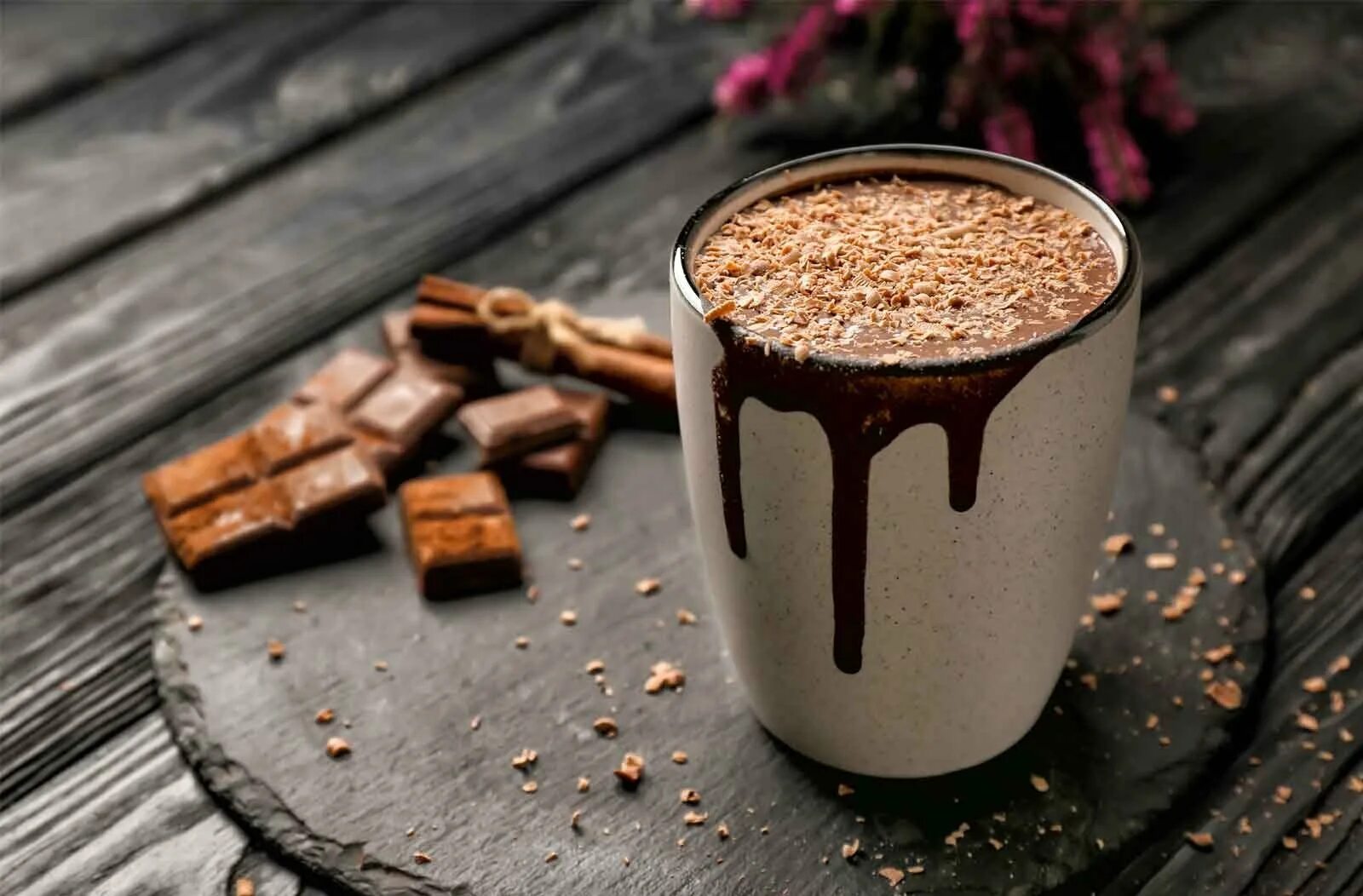 Напиток наподобие кофе. Горячий шоколад cacao. какао напиток. горячий шоколад напиток. кружка какао.