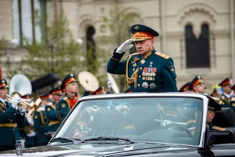 Параде 100
