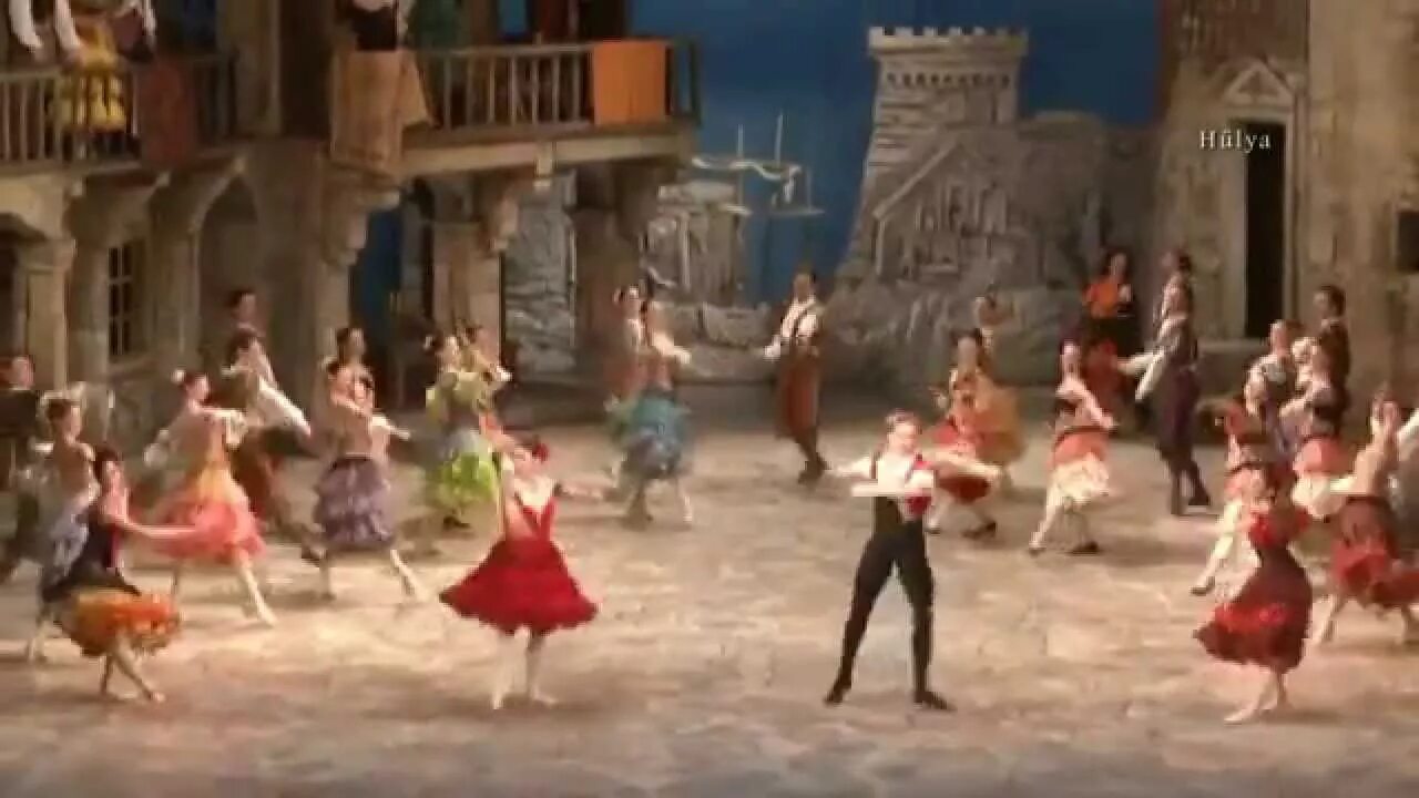 Вальс ланнер. Актеры из клипа вальс. Демис руссос вальс. Демис руссос вальс шостаковича. Come waltz with me.