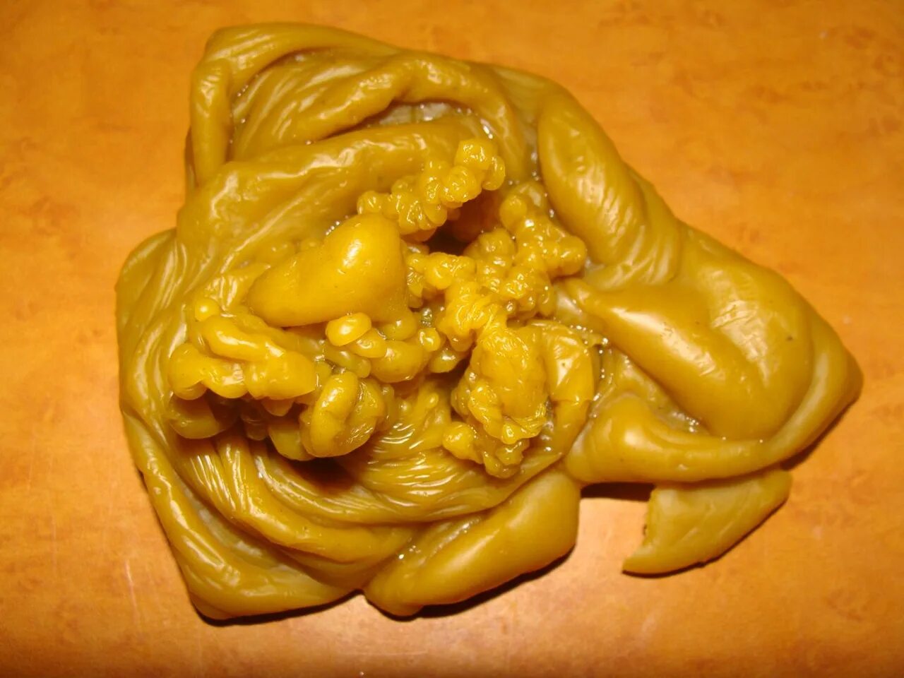 Отливка воском страхов у взрослых. Отливаем испуг. Отливание испуга церковным воском. Отливаем испуг. Испуг у ребенка отливание воском.