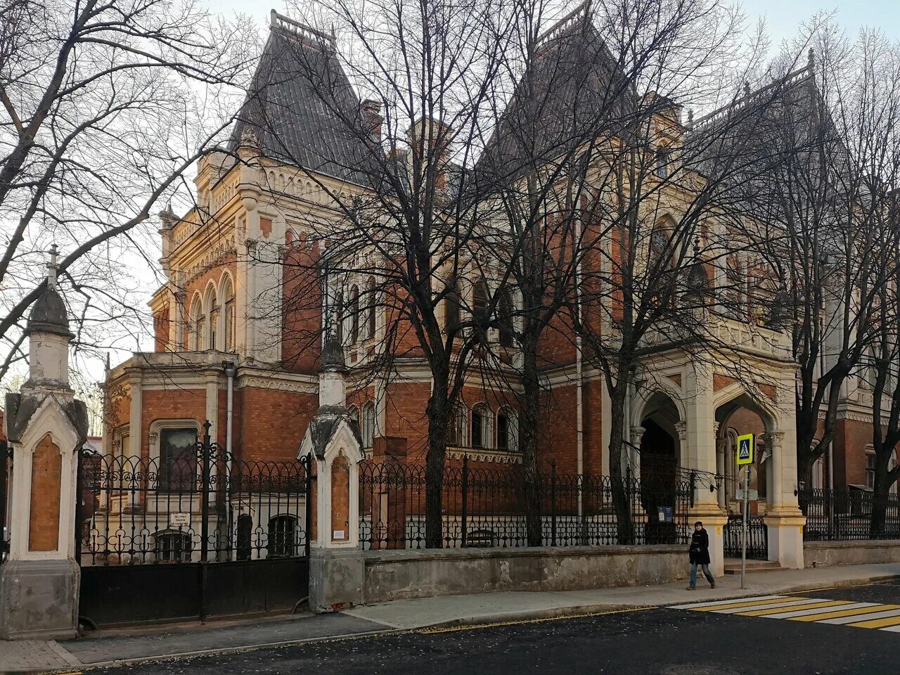 Дом архитектора гранатный переулок дом 7. Дом архитектора в москве гранатный переулок. Центральный дом архитектора гранатный пер 7 стр 1. Москва, центральный дом архитектора (цда. Гранатный переулок 7.