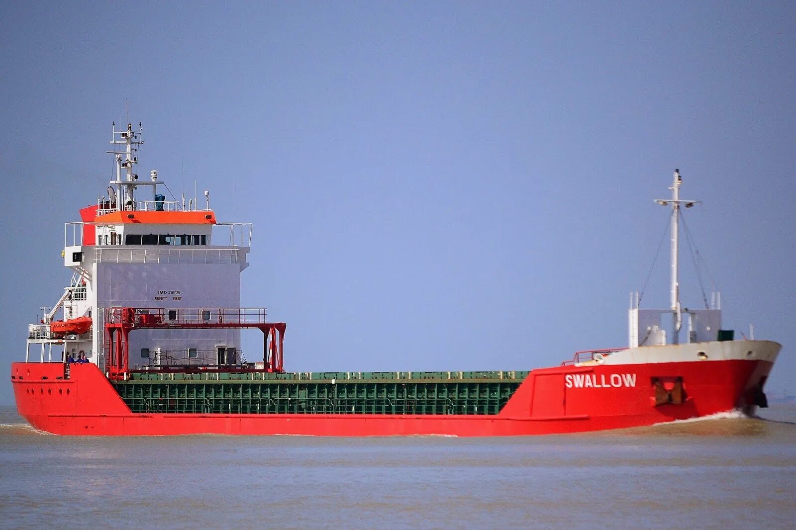 Cargo vessel