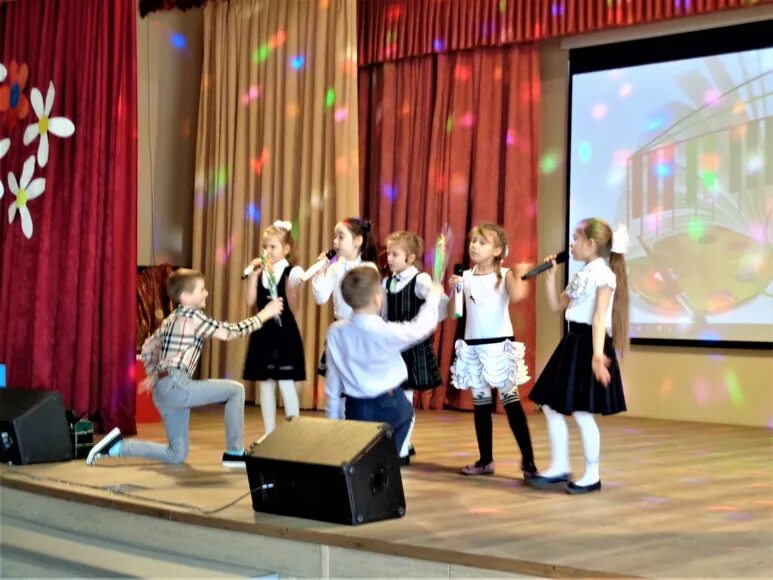 союзы лицей. директор 123 лицея уфа. встреча депутата со студентами в вузе. союзы лицей. мичуринский лицей учителя.