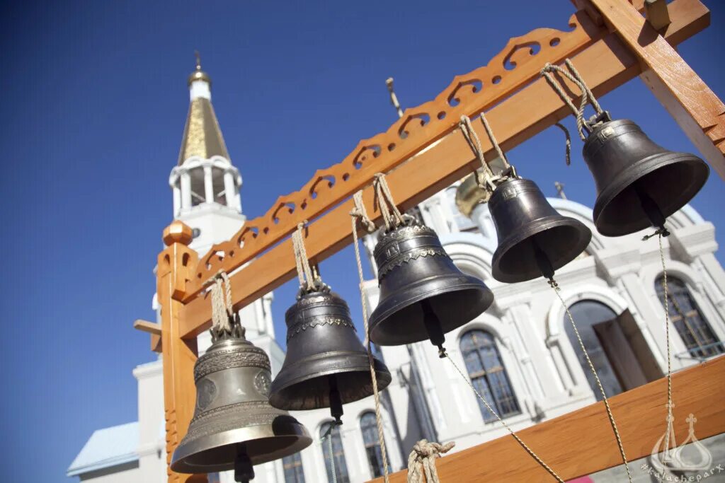 сургут храм георгия победоносца колокола. фестиваль колокольного звона "звонари". колокольный звон благовест перезвон. звон форум. звонари на колокольне ивана великого в живописи.