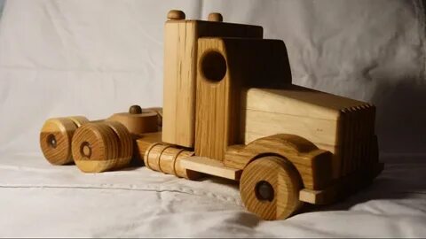 Делать из дерева игрушки