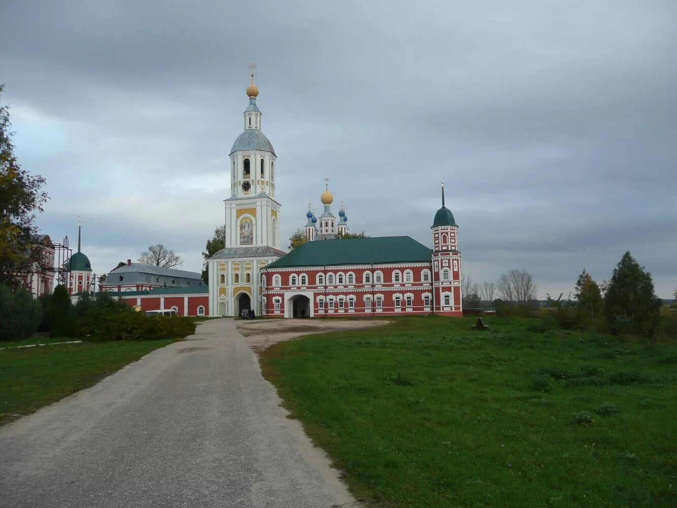 Рождество богородичный санаксарский. Санаксарь мордовия. с санаксарский монастырь. мордовские полянки санаксарский монастырь. санаксары мужской монастырь.