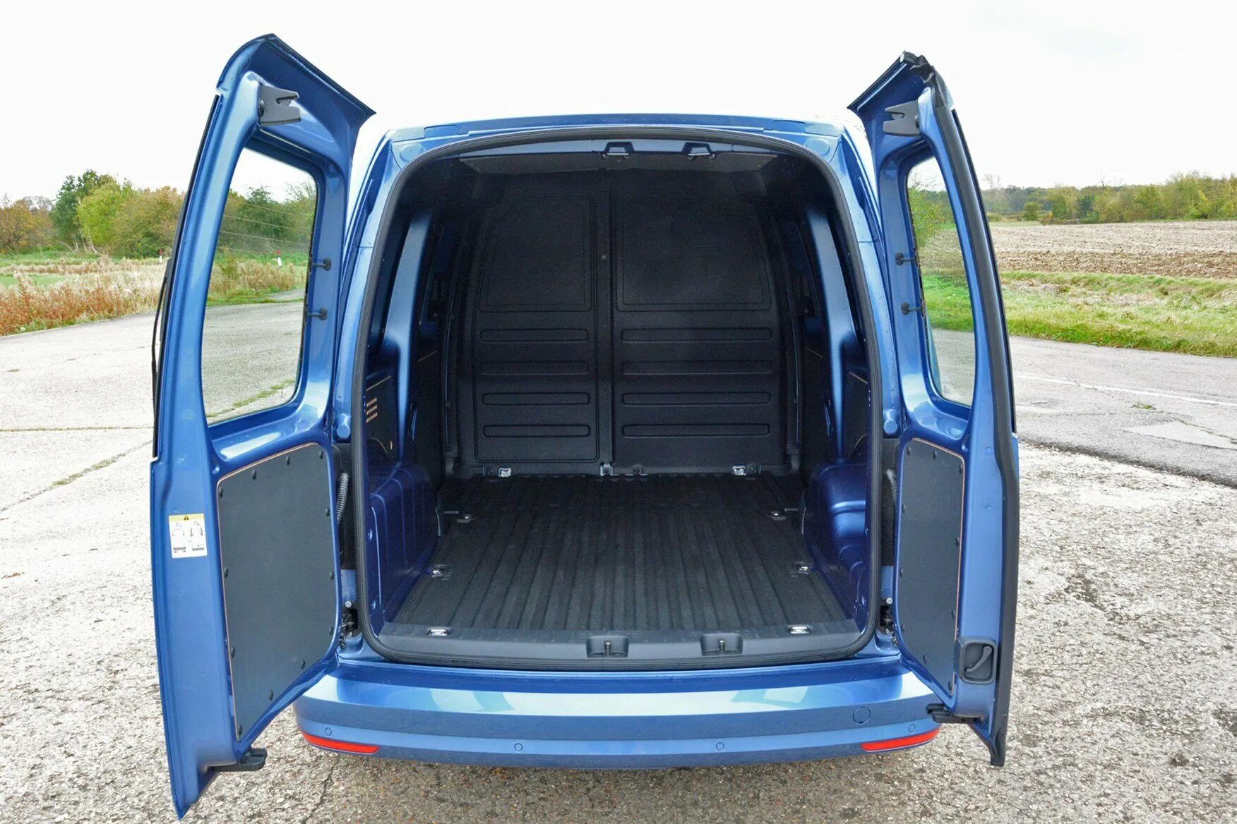 Кузов фольксваген кадди. Фольксваген кадди 3. Кузов фольксваген кадди. Кузов фольксваген кадди. Volkswagen caddy фургон.