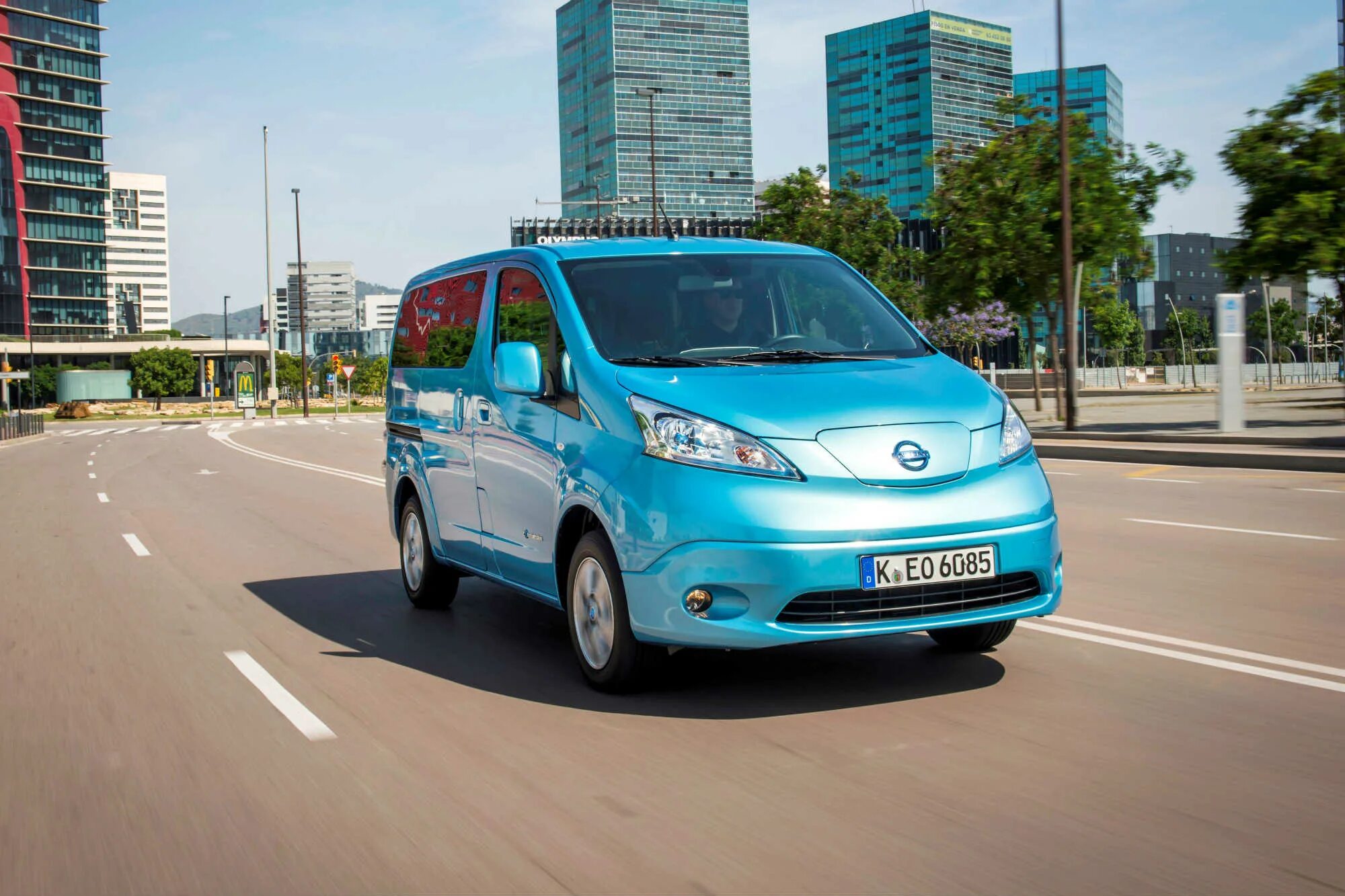 Nissan e-nv200. Ниссан нв 200. Nissan nv200 Combi. Nissan nv200 Evalia.