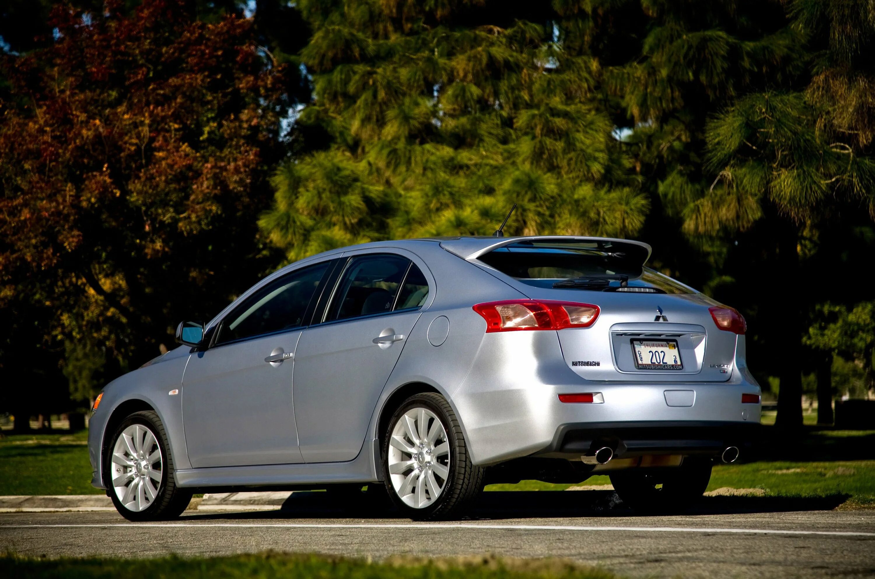 Митсубиси 10 хэтчбек. Mitsubishi lancer x sportback. мицубиси лансер 10 хэтчбек. митсубиши лансер спортбэк 2008. митсубиси лансер 10 спортбэк.