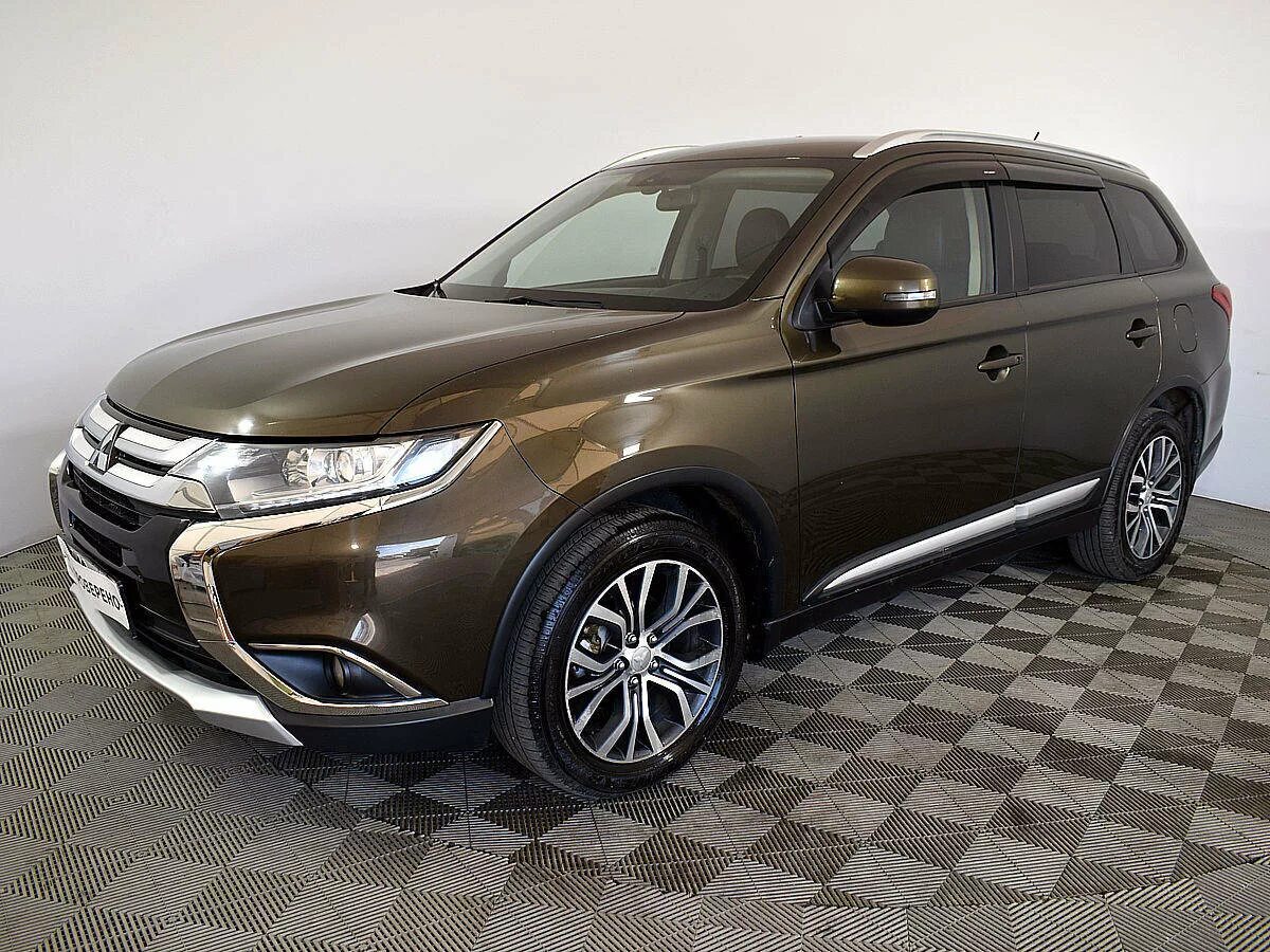 Митсубиси аутлендер цвета. Mitsubishi outlander 2019 коричневый металлик. мицубиси аутлендер 2015 коричневый. митсубиси аутлендер коричневый 2018. mitsubishi outlander 2017 коричневый.
