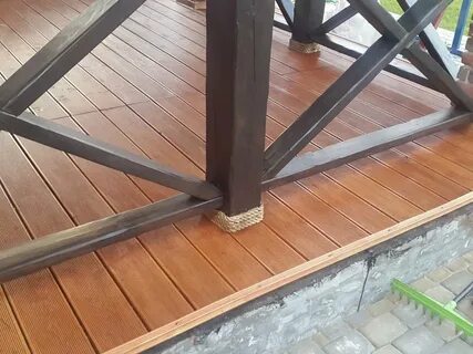 Террасная доска на металлическом каркасе