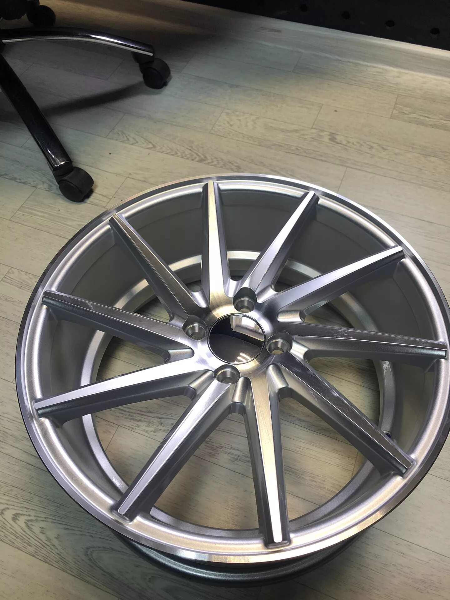 Короткая реплика. Воссен CVT r16. Vossen вертушки r14. Колеса Replica Vossen CVT r16. Vossen CVT r17 реплика.