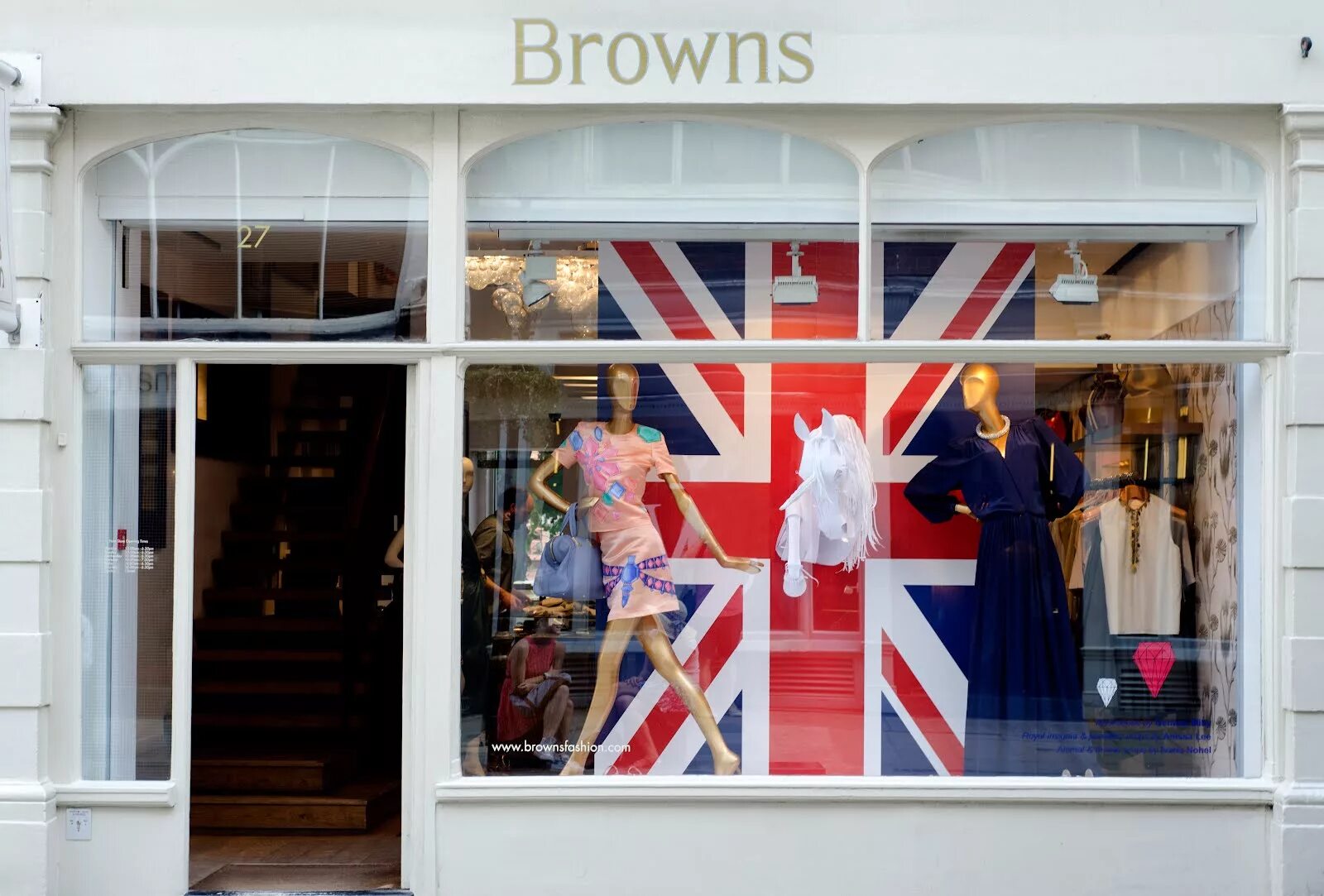 Browns london. Модный Лондонский бутик. Бутика Brown’s. Fashion бутики of London. Browns Stores.