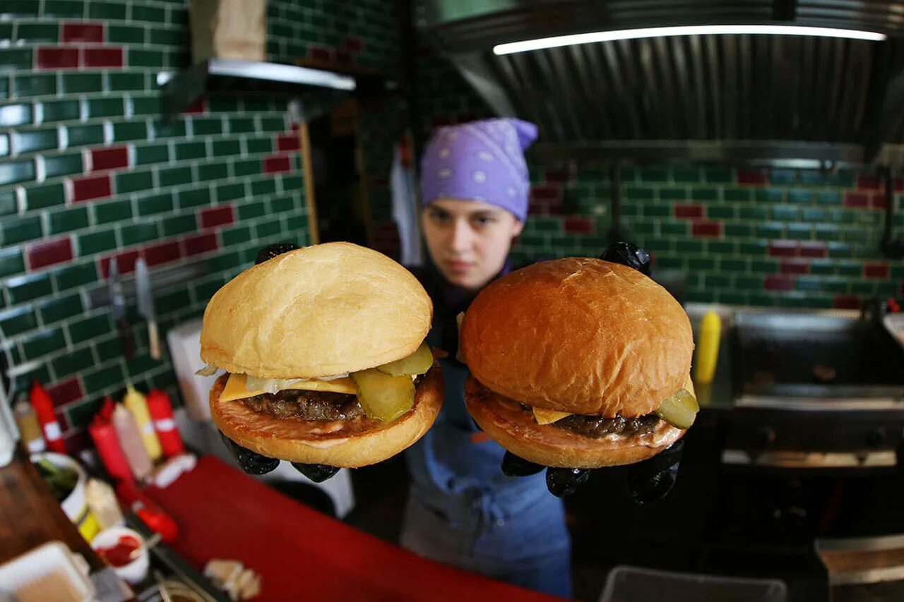 Хлебомяс хбк. Хлебомясъ хабаровск меню. Хлебомясъ меню. Хлебомясъ. Хлебомяс меню.