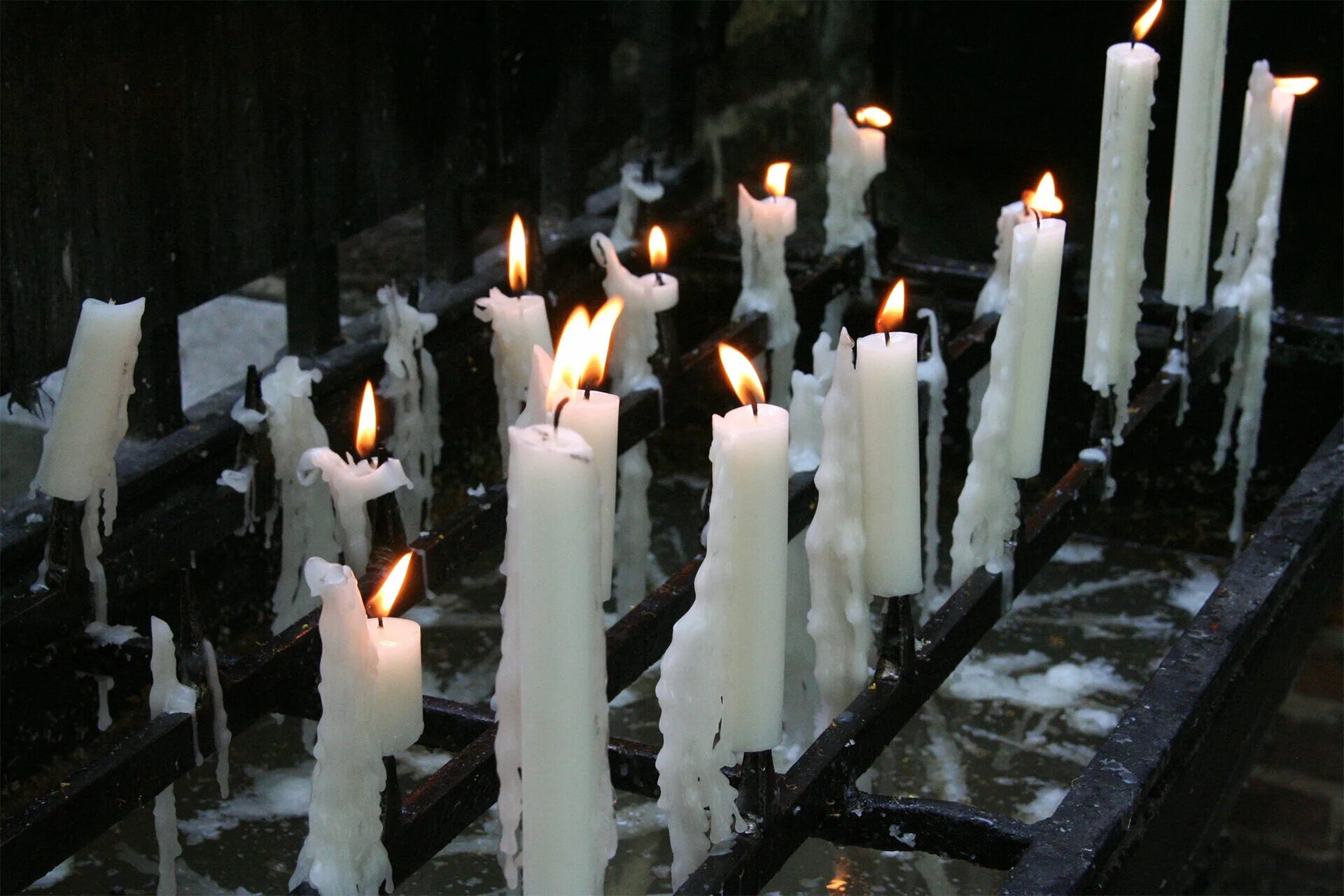 Действие свечей. Белая свеча в магии ИМБОЛК. Свечи магия. Свечи для обрядов. Свечная магия ритуалы.
