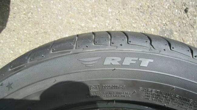 Nokian runflat. Маркировка ранфлет континенталь. бриджстоун ранфлет обозначение. continental runflat маркировка. маркировка ранфлэт у bridgestone.