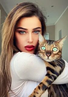 Полина Лакшери (63 фото) .