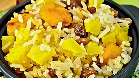 Рис с сухофруктами в мультиварке