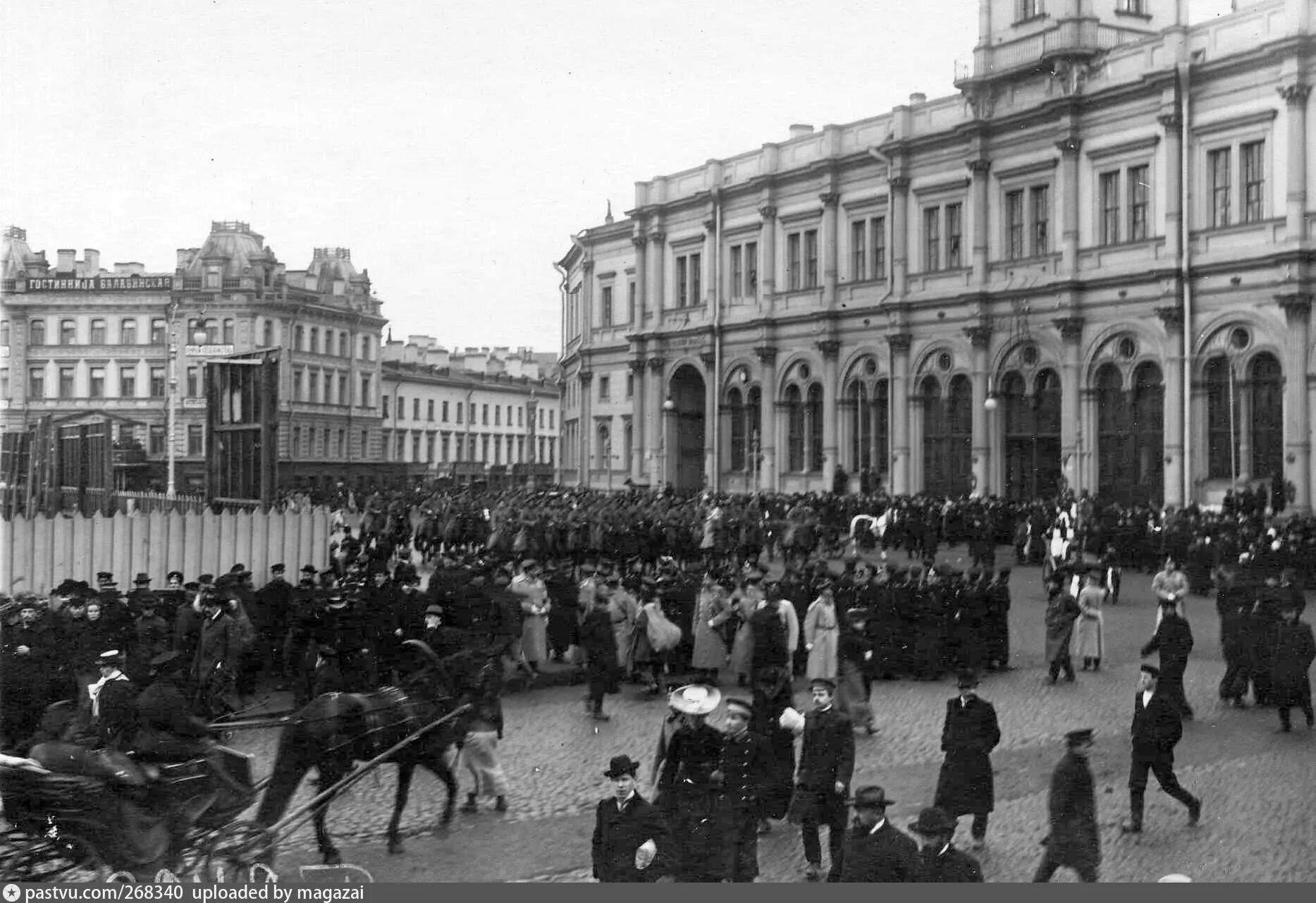 Знаменская площадь, Николаевский вокзал. Санкт-Петербург. Николаевский вокзал в Москве 19 век. Московский вокзал Санкт-Петербург 19 век. Площадь Восстания Знаменская 1917.