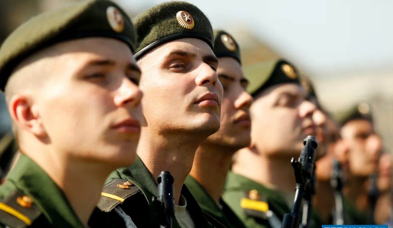 Российская военная служба. Военная служба. Служба по контракту. Военные контрактники. Военная служба по контракту.