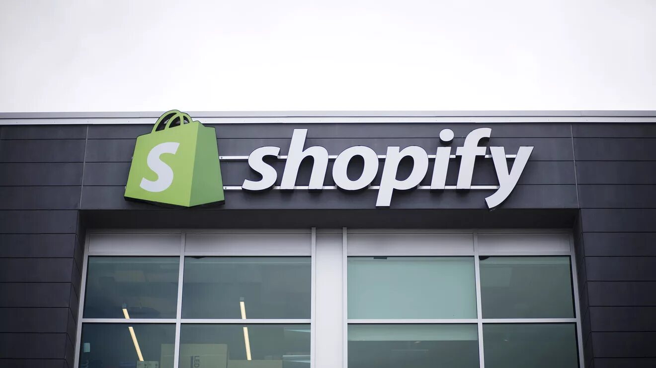 Открытие бренд шопа самсунг. Shop due. Supermarket local. Пер гривцова д 11. Торговый центр вайкики в алании.