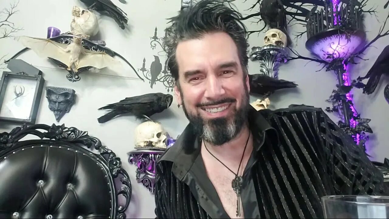 Aurelio voltaire. Аурелио Вольтер. Voltaire певец. Aurelio Voltaire 2023. Aurelio Voltaire молодой.