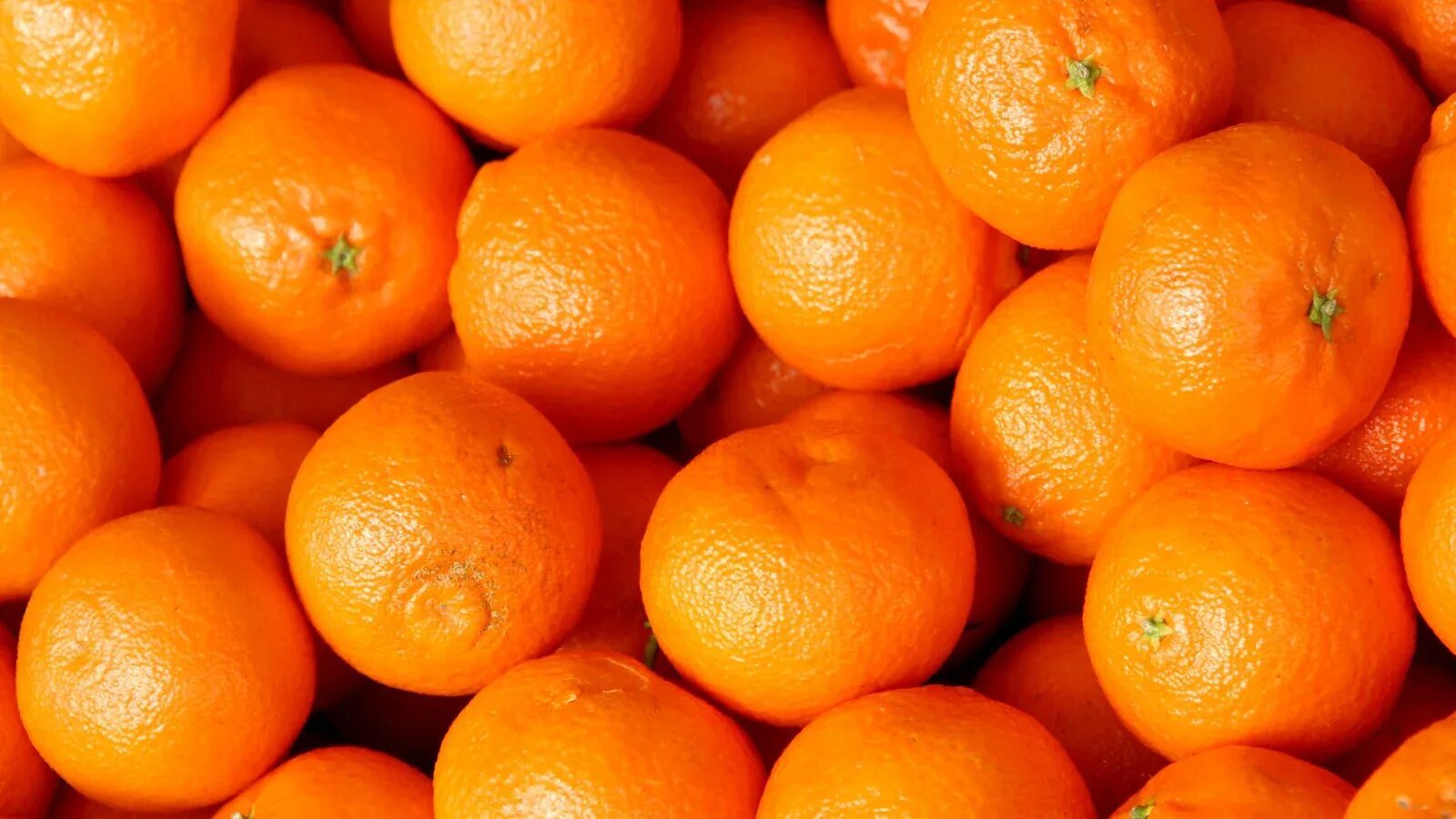 Сколько надо мандаринов. Апельсины. Мандарин. Апельсин и мандарин. Квадратный апельсин.