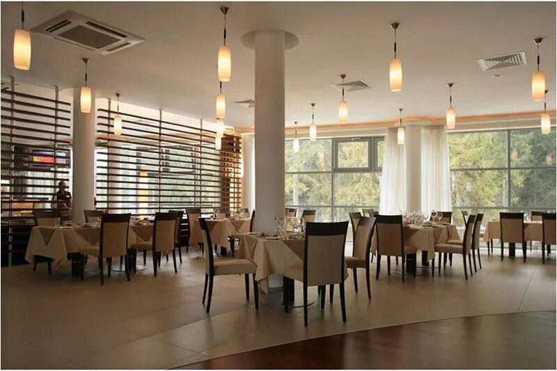 Величъ country. Величъ кантри клаб звенигород. Величъ кантри клаб звенигород. Величъ звенигород коттеджный поселок. Дом отдыха звенигород величъ.