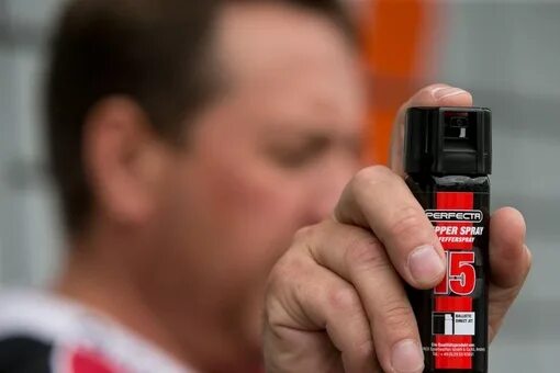 Перцовый баллончик шок 65 мл. Газовый баллончик боец аэрозольно-струйный 100 мл. Перцовый баллончик фог. Распылила перцовый баллончик. Перцовый баллончик 500мл.