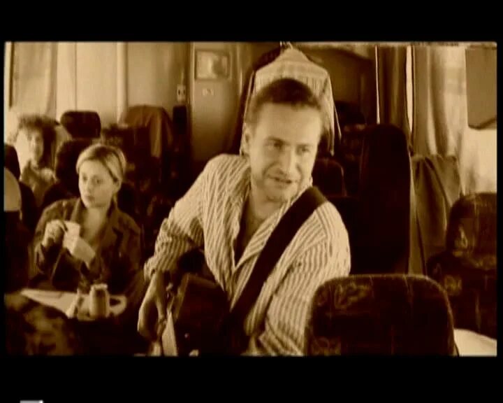 две дороги два пути варум. ваенга два пути слушать. леонид агутин заснул на лавочке в юрмале. две дороги, два пути леонид агутин. песня агутин две дороги две пути.