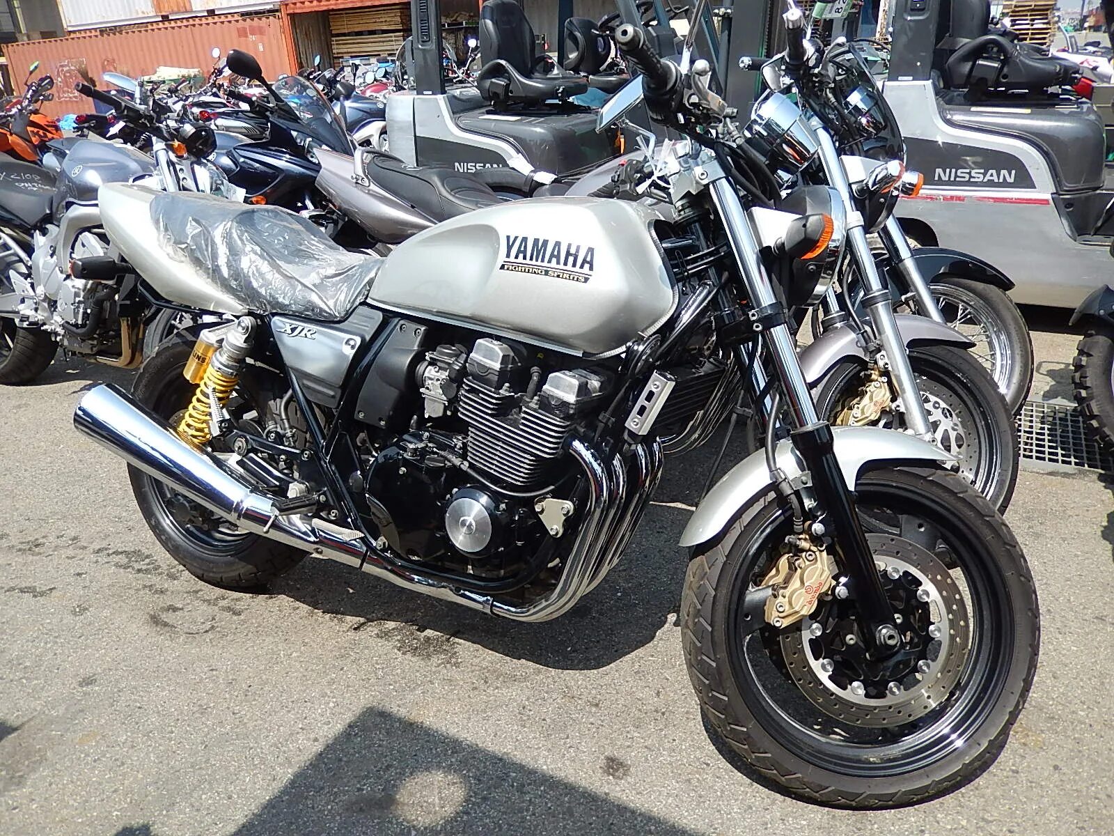 Yamaha XJR 400. Мотоцикл Yamaha XJR 400. Ямаха Икс Джи Эр 400. Ямаха хыжер 400. Мотоцикл yamaha 400