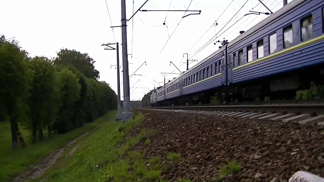 Станция мичуринец фото. Жд станция мичуринец. Старая станция мичуринец. Станция мичуринец киевского направления. Новый мичуринец платформа.