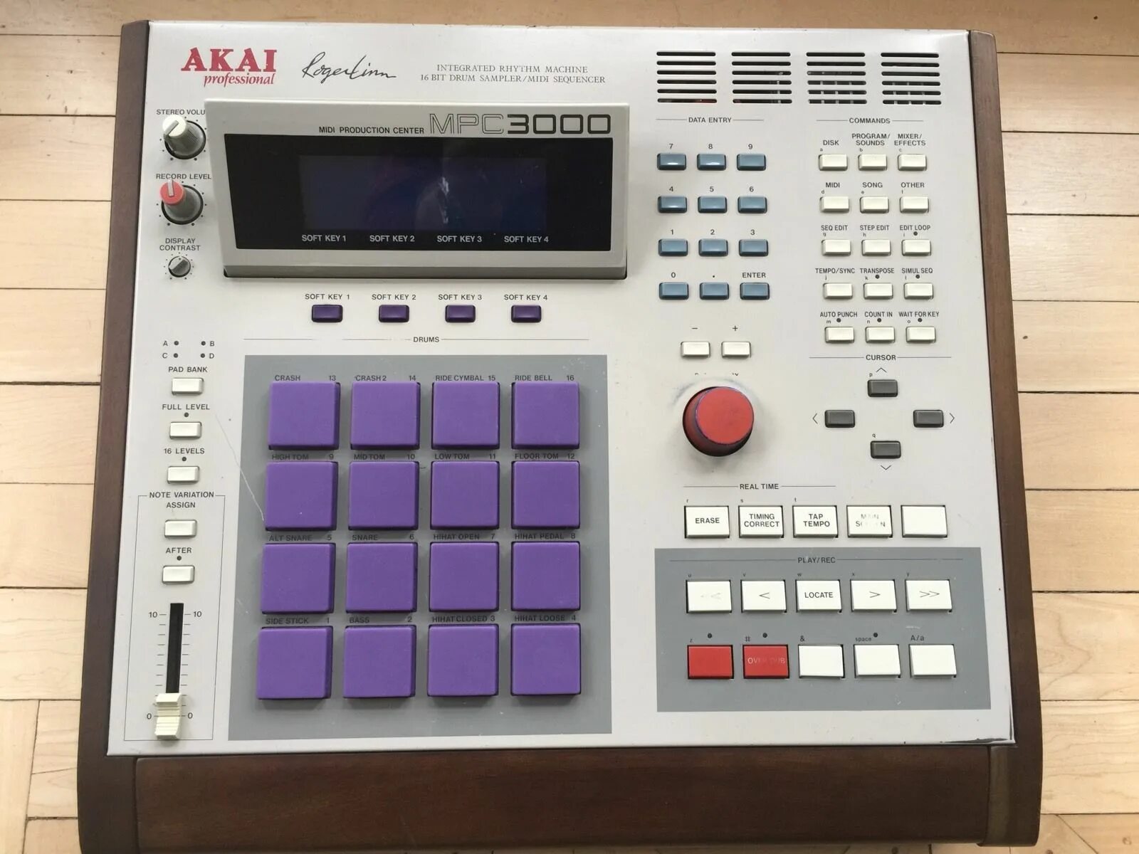 Akai MPC 60. Akai MPC Keys 32. Akai 3000. Mpc60 от Akai.